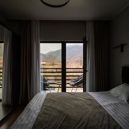 Transalpina Retreat Hotel โนวาชิ-สเตรยนี ภายนอก รูปภาพ