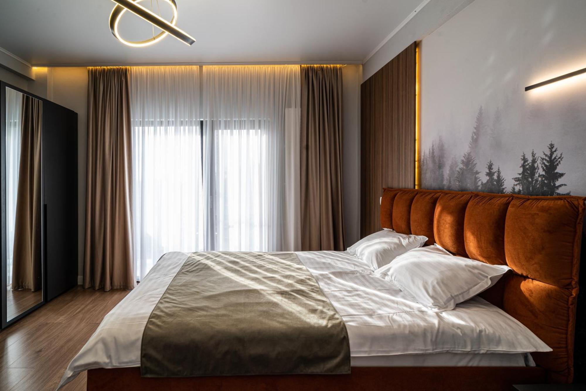 Transalpina Retreat Hotel โนวาชิ-สเตรยนี ภายนอก รูปภาพ